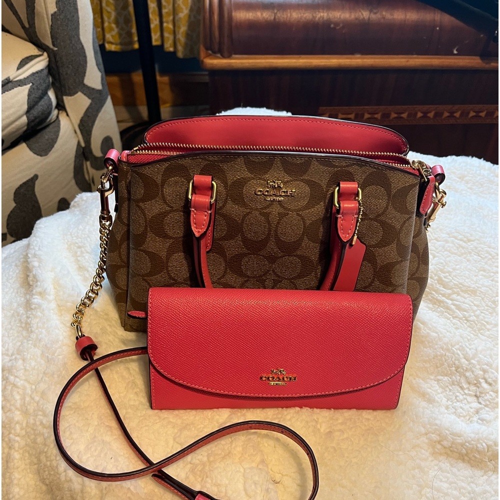 Coach purse and wallet.  Like new